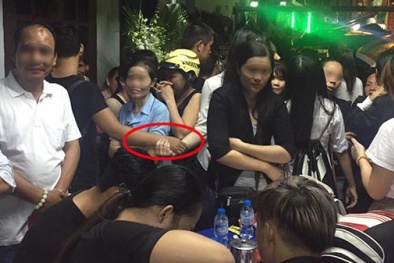 Những hành động phản cảm trong lễ viếng Minh Thuận