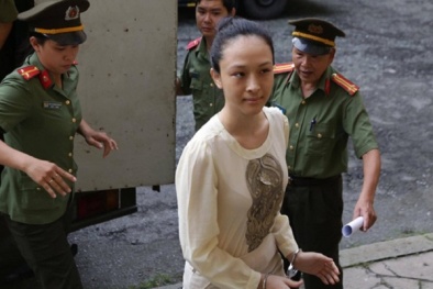 Tin mới xét xử hoa hậu Phương Nga: Trả hồ sơ điều tra bổ sung