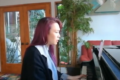 Mỹ Tâm hát 'Nỗi đau ngọt ngào' tiễn biệt Minh Thuận