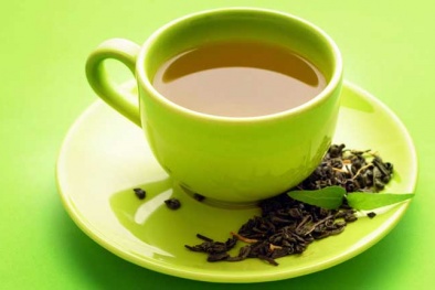 Chè xanh: Dược liệu quý không phải ai cũng biết hết công dụng
