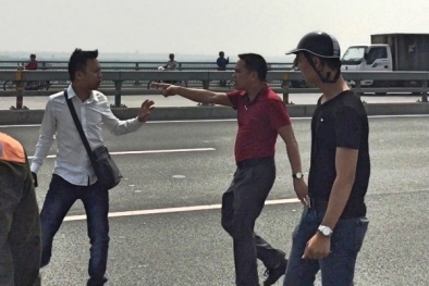 Xử nghiêm vụ phóng viên bị hành hung trên cầu Nhật Tân