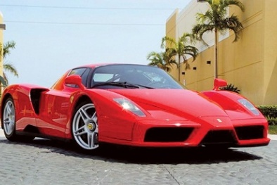 10 ngôi sao sở hữu siêu xe đắt nhất thế giới