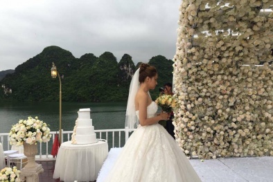 Cư dân mạng sốc với loạt ảnh cưới của Hương Giang Idol