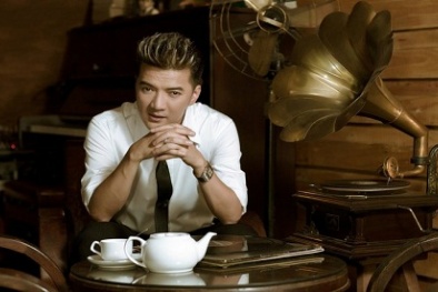 Đàm Vĩnh Hưng thống kê thiệt hại sau mưa lớn