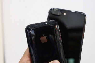 iPhone 3GS 'nguyên bản' suốt 7 năm về Việt Nam giá chưa tới 2 triệu đồng
