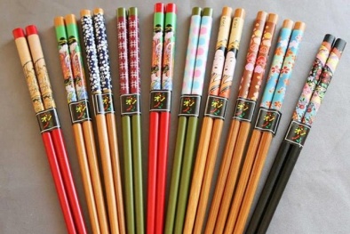 Nguy hiểm: Đũa sơn nhiều màu sắc 'siêu rẻ' gây đột biến gene