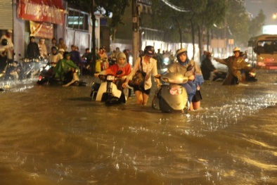 Tp. Hồ Chí Minh: Tiềm ẩn nhiều nguy cơ mắc bệnh da liễu vì lội 'sông'