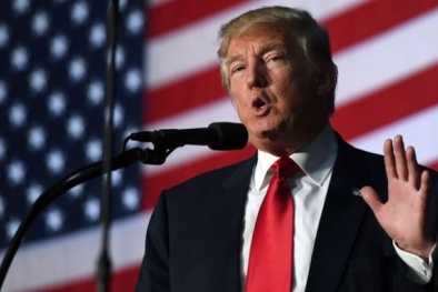 Donald Trump bị lật tẩy trốn thuế gần 1 tỷ USD trong 18 năm