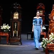 Đêm thời gian lắng đọng tại tuần lễ thời trang Xuân Hè 2017