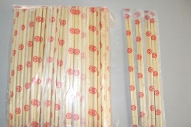 Rùng mình cảnh ngâm tẩm lưu huỳnh cho đũa dùng 1 lần ở Nghệ An