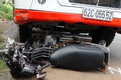 Tai nạn giao thông nghiêm trọng ngày 6/10: 3 xe tải bẹp dúm sau tai nạn liên hoàn