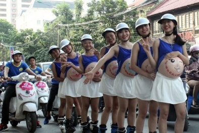 Kids Plaza cho 'Bà bầu trượt patin trên phố' bị xử phạt