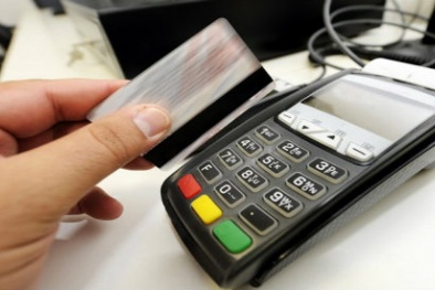 Bản tin tiêu dùng cuối tuần: Nghi mất gần 700 triệu vì quẹt thẻ thanh toán tại nhà hàng