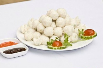 Cách làm món cá viên chiên thơm ngon, đảm bảo vệ sinh