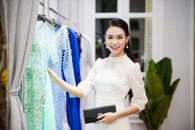 ‘Cô gái vàng’ của Hoa hậu Việt Nam hội ngộ đàn chị Huyền My