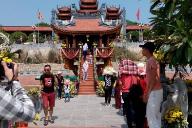 Lễ hội hoa cúc chùa Ba Vàng bắt nguồn từ ngày tết cổ xưa của người Việt