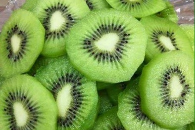 Kiwi Tàu 25 ngàn bán 170 ngàn/kg khiến bà nội trợ Hà Nội 'hớ nặng'