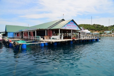 Cấm các bè nổi, nhà nổi hoạt động tại tỉnh Khánh Hòa