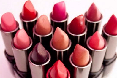 Cảnh giác với những thỏi son hay bị làm giả trên thị trường