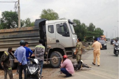 Tai nạn giao thông nghiêm trọng ngày 18/10: Người phụ nữ gãy chân gào thét giữa đường