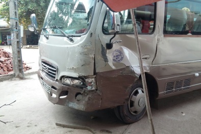 Cậu bé 13 tuổi tâm thần 'cướp lái' xe khách gây tai nạn kinh hồn