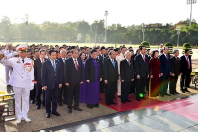 Đoàn đại biểu Quốc hội khóa XIV viếng Chủ tịch Hồ Chí Minh