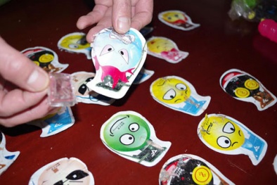 ​Kiên Giang cảnh báo toàn ngành giáo dục về đồ chơi 'bom thối'