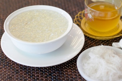 Bỏ tiền thật, dễ ăn phải yến sào giả kém chất lượng