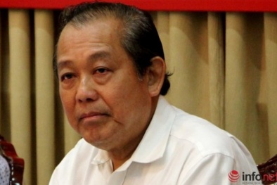 Phó Thủ tướng Trương Hòa Bình gặp gỡ ngư dân và thăm giáo xứ Xuân Hòa