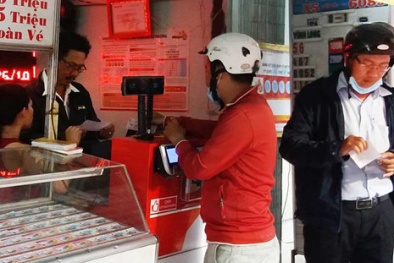 Người bán dạo vé số kiểu Mỹ có thể bị phạt nặng?