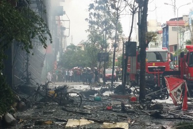 Thủ tướng chỉ đạo xử lý vụ cháy lớn trên phố Trần Thái Tông - Hà Nội