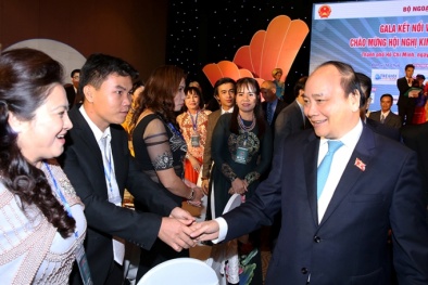 Thủ tướng: 'Tranh thủ cơ hội, đưa con tàu Việt Nam tiến lên'