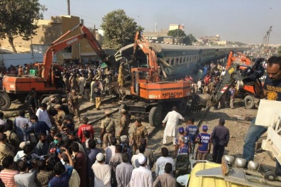 Tai nạn tàu hỏa ở Pakistan, ít nhất 20 người chết