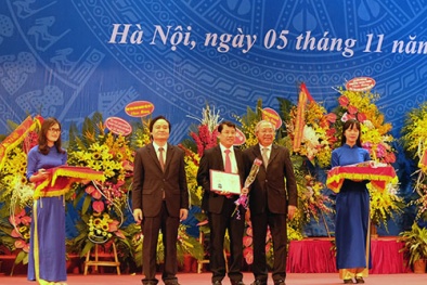 3 cặp vợ chồng được phong giáo sư, phó giáo sư năm 2016
