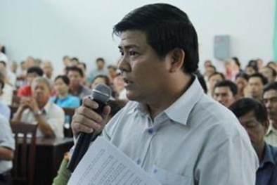 Cảnh cáo nguyên Chủ tịch UBND huyện Hóc Môn vì có nhiều sai phạm nghiêm trọng