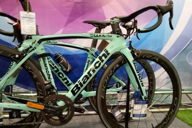 Choáng chiếc xe đạp giá gần nửa tỷ gây 'sốt' giới chơi xe Việt