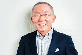 Tadashi Yanai: Người đàn ông sở hữu 2000 cửa hàng thời trang