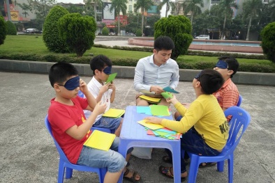 Học ‘kích bán cầu não’ hậu quả khó lường tới tư duy của trẻ