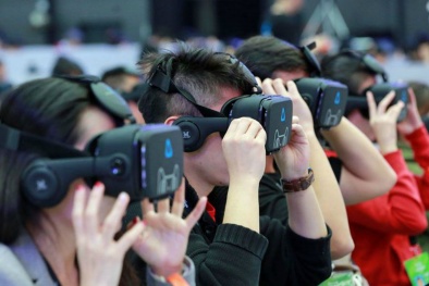 Cảnh báo nguy cơ lây nhiễm virus từ kính thực tế ảo