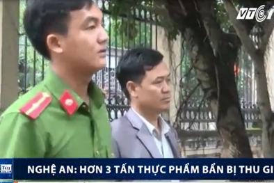 Rùng mình cảnh thu giữ hơn 3 tấn thực phẩm bẩn, bốc mùi hôi thối ở Nghệ An