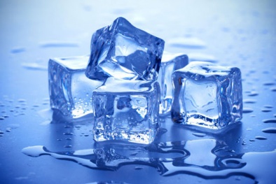 TP. HCM: Nguy cơ bệnh tật đầy người vì dùng nước đá viên 