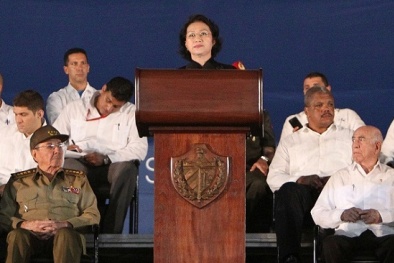 Chủ tịch Quốc hội dự, phát biểu tại Lễ tưởng niệm lãnh tụ Fidel Castro