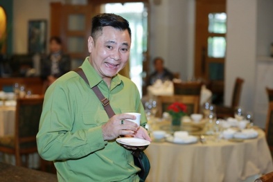 Tự Long: 'Cắn bạn diễn nữ vì quá xinh đẹp' 