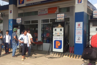 Khách hàng 'ăn đòn' vì cho rằng nhân viên cây xăng gian lận