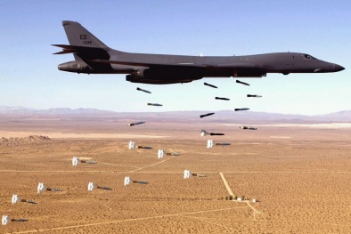 Máy bay ném bom B-1B nhanh nhất thế giới của Không quân Mỹ