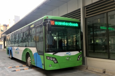 Dân Hà Nội kỳ vọng: Xe buýt nhanh thay thế xe máy đi làm hàng ngày