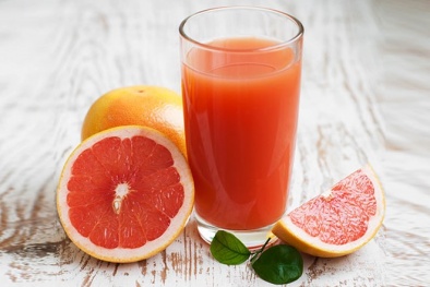 5 loại 'nước trái cây' không nên dùng khi uống thuốc