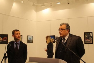 Đại sứ Nga tại Thổ Nhĩ Kỳ bị bắn: Tổng thống Putin lên tiếng