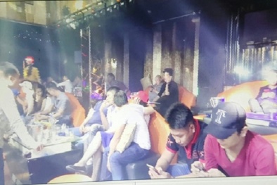 Phát hiện nhiều thanh niên 'phê' ma túy trong quán bar ở TP HCM