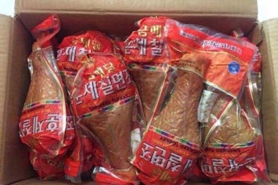 Đùi gà nặng 1 kg giá 250.000 đồng cháy hàng ở Hà Nội